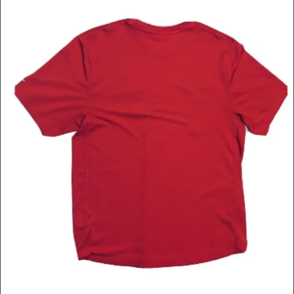 Boys Nike Dri-Fit skull t-shirt size M